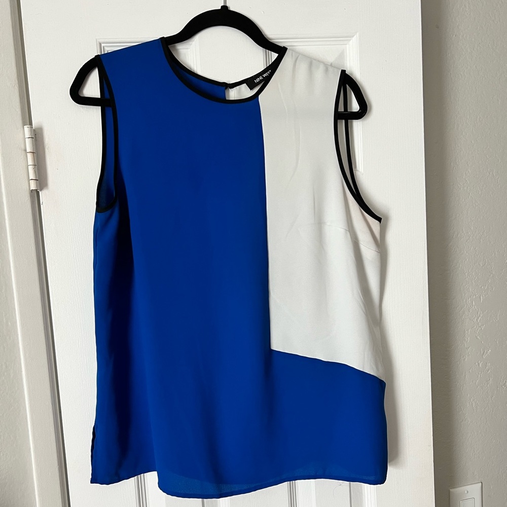 Like New Nine West Sleeveless Colorblock top